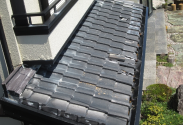 屋根漆喰塗り替え¥2000/m〜