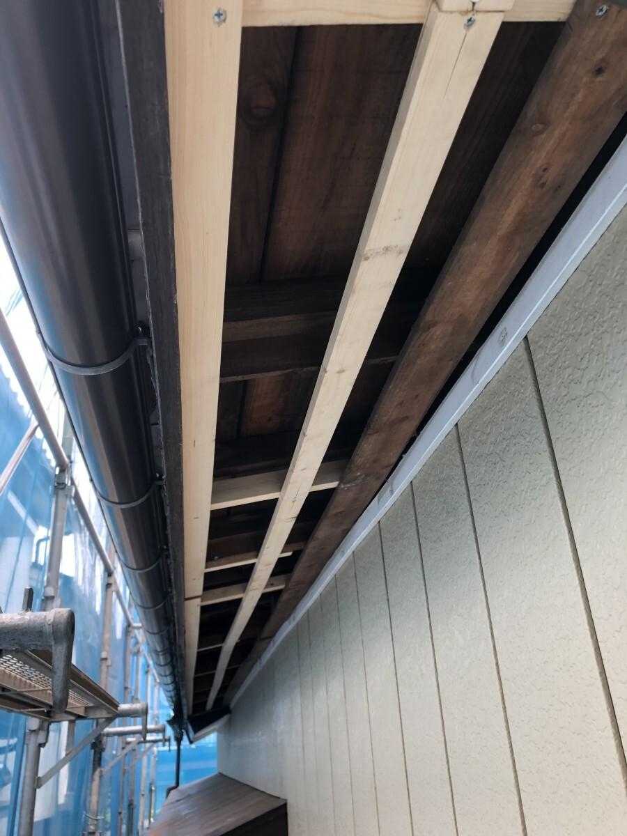 市原市I様邸　軒天貼り替え工事　あなたの家は大丈夫？劣化した軒天の剥がれには要注意！