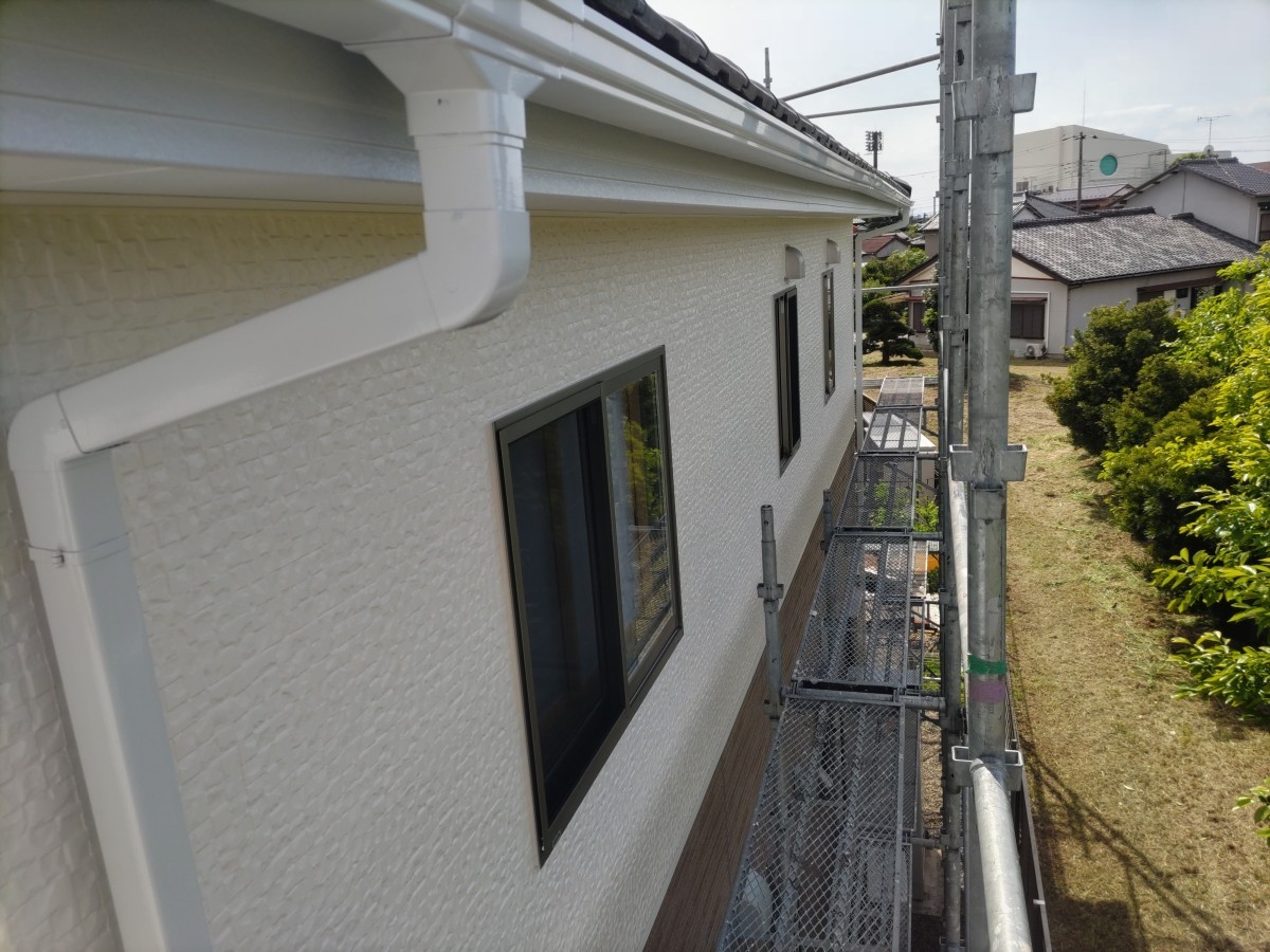 千葉県君津市N様邸_雨樋塗装後