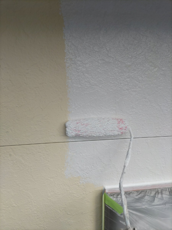 屋根カバー・外壁塗装_下塗り