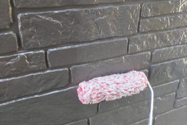 屋根カバー・外壁塗装_上塗り（ウルトラSi＋ウルトラTOP）