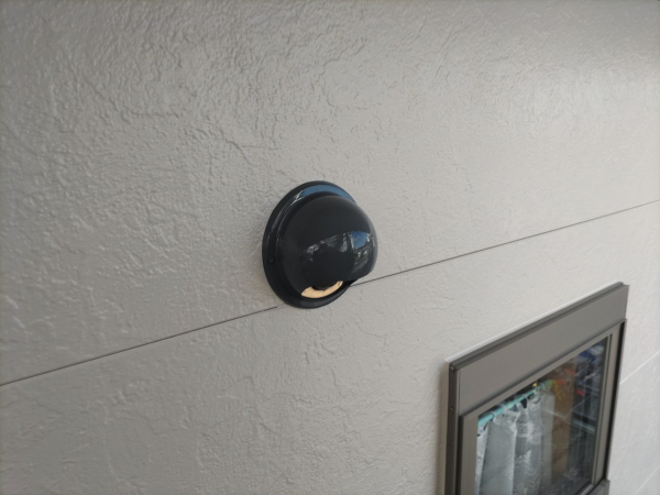 換気口カバー塗装後（上）