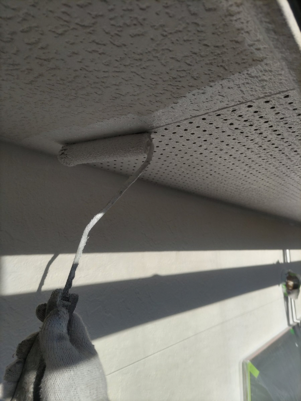 屋根カバー・外壁塗装_軒天1