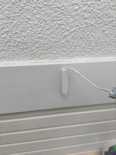 木更津市・Y様｜屋根塗装・外壁塗装⑩_幕板塗装中２