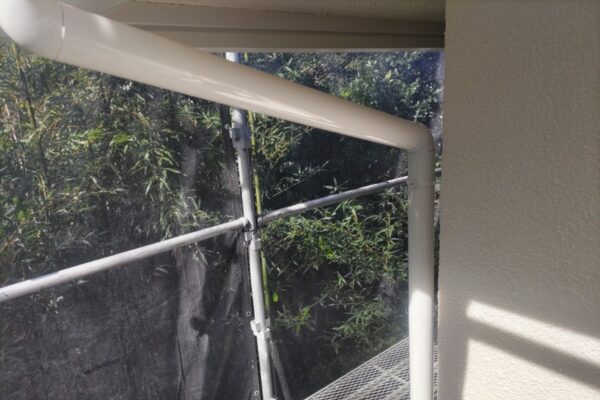 木更津市・Y様｜屋根塗装・外壁塗装⑪_雨樋塗装中3