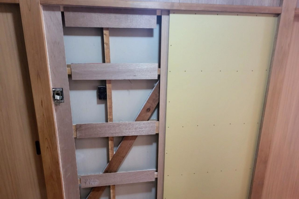 袖ヶ浦市・U様｜フロア・クロス②_下地調整2